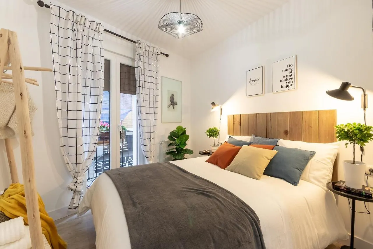 River Apartment In The Heart Of Bilbao Ebi-01297